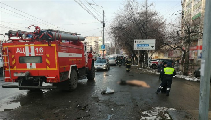 Двое пострадавших в ДТП на Фрунзе в Томске остаются в больницах