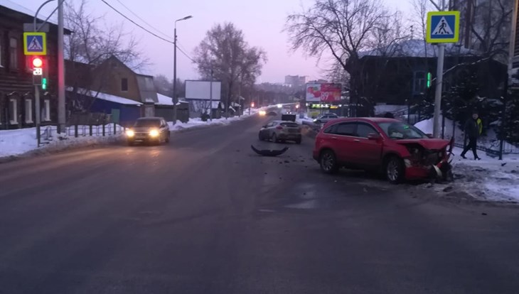 Ребенок-пассажир пострадал в ДТП в Томске в воскресенье утром