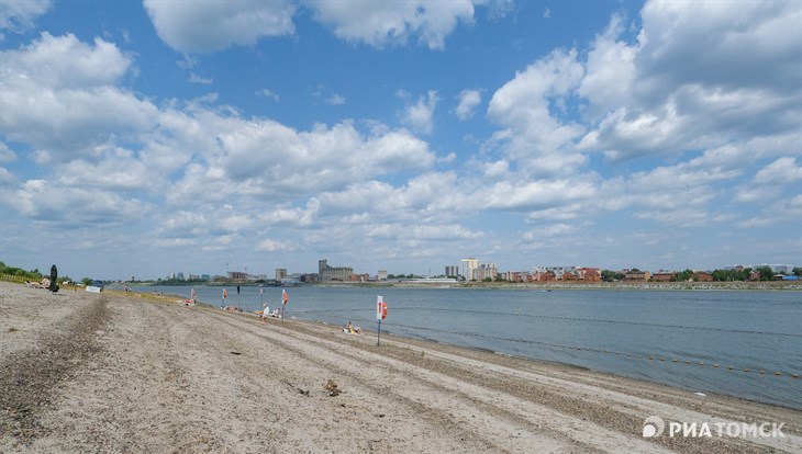 Санврачи: вода и песок на пляже Семейкиного острова в Томске в норме