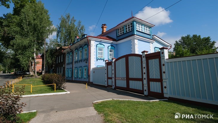 "Дом за рубль" и "130 квартал": как сохраняют дома в Томске и Иркутске