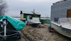 Мэрия Томска хочет снести лодочные станции на дамбе у Паруса