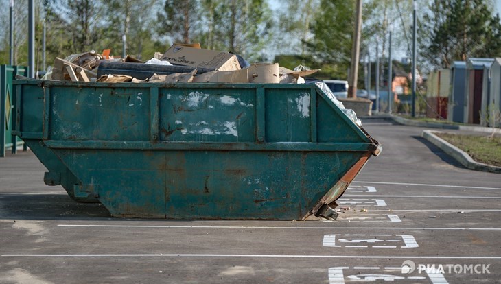 Власти: на качество вывоза мусора в Томске влияют долги САХа