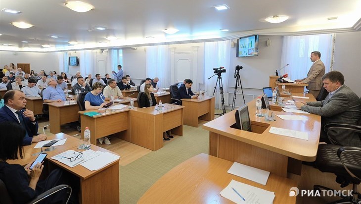 Победы и вызовы: городские депутаты об отчете мэра Томска за 2023 год