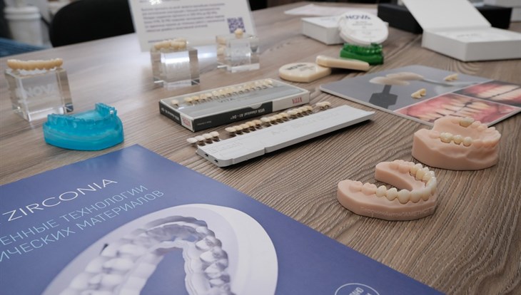 Бизнес с зубами: Росздравнадзор одобрил томский материал для коронок