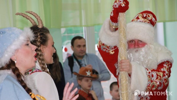 Санврачи советуют проводить утренники в томских детсадах без родителей