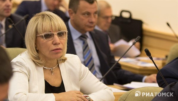 Екатерина Собканюк в 2020г обошла всех в облдуме по сумме доходов