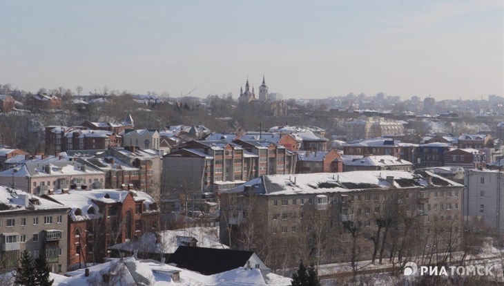 Снег и сильный ветер ожидаются в Томске в первый день января