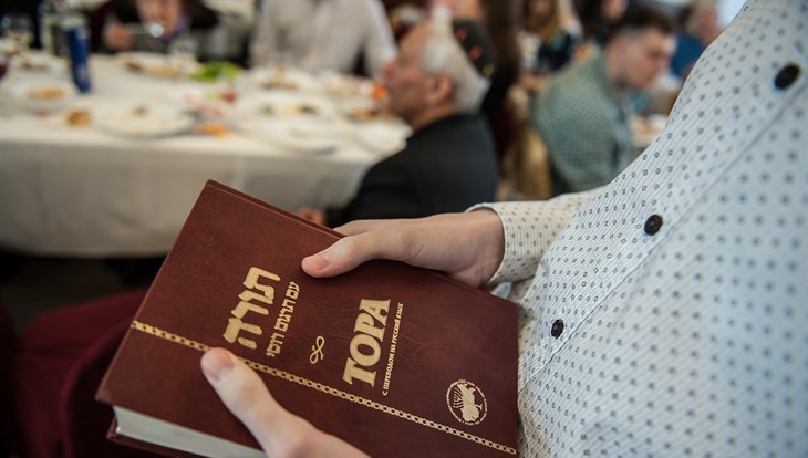 Еврейский праздник Шавуот - 2024: история, традиции и обычаи