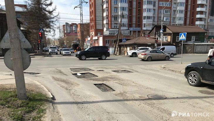 Масштабный ямочный ремонт начнется на Клюева и Иркутском тракте Томска