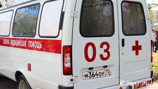 Девочка с травмами попала в больницу после наезда иномарки в Томске