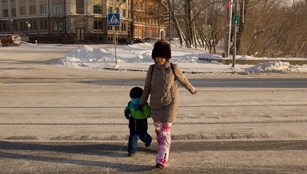 Как одеваться в школу в Украине: границы допустимого и какой должна быть одежда