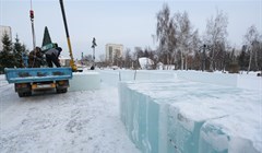 Двадцатиметровая змея изо льда появится на Новособорной в Томске