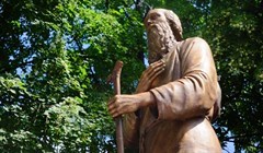 Памятник старцу Федору открыли в пятницу в Томске