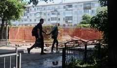 Прокуроры проверят информацию о падении мужчины в яму ТомскРТС