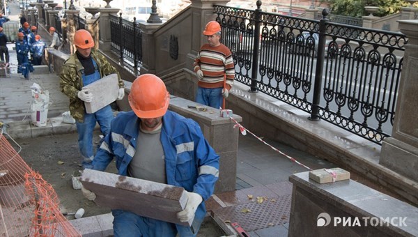 Тротуар у подпорной стенки на Ленина в Томске откроется к 15 октября