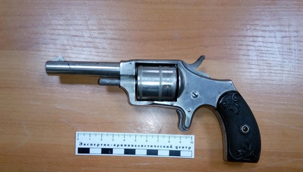 МВД: томич пытался отправить авиапочтой револьвер 32 калибра