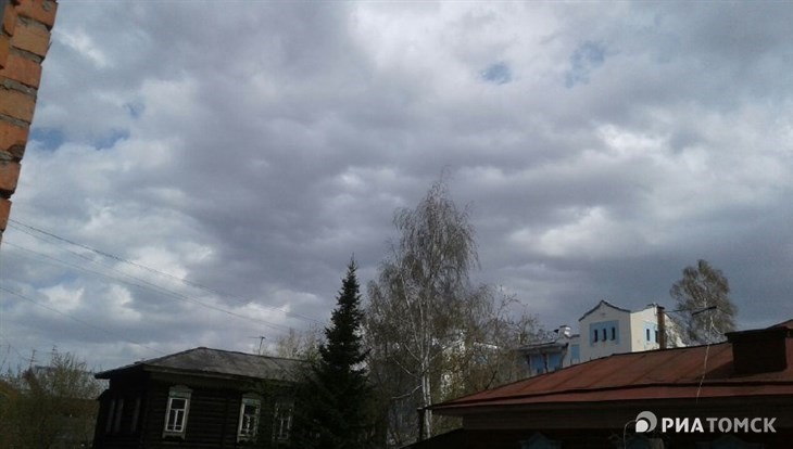 Шквалистый ветер и дожди ожидаются в Томске в понедельник