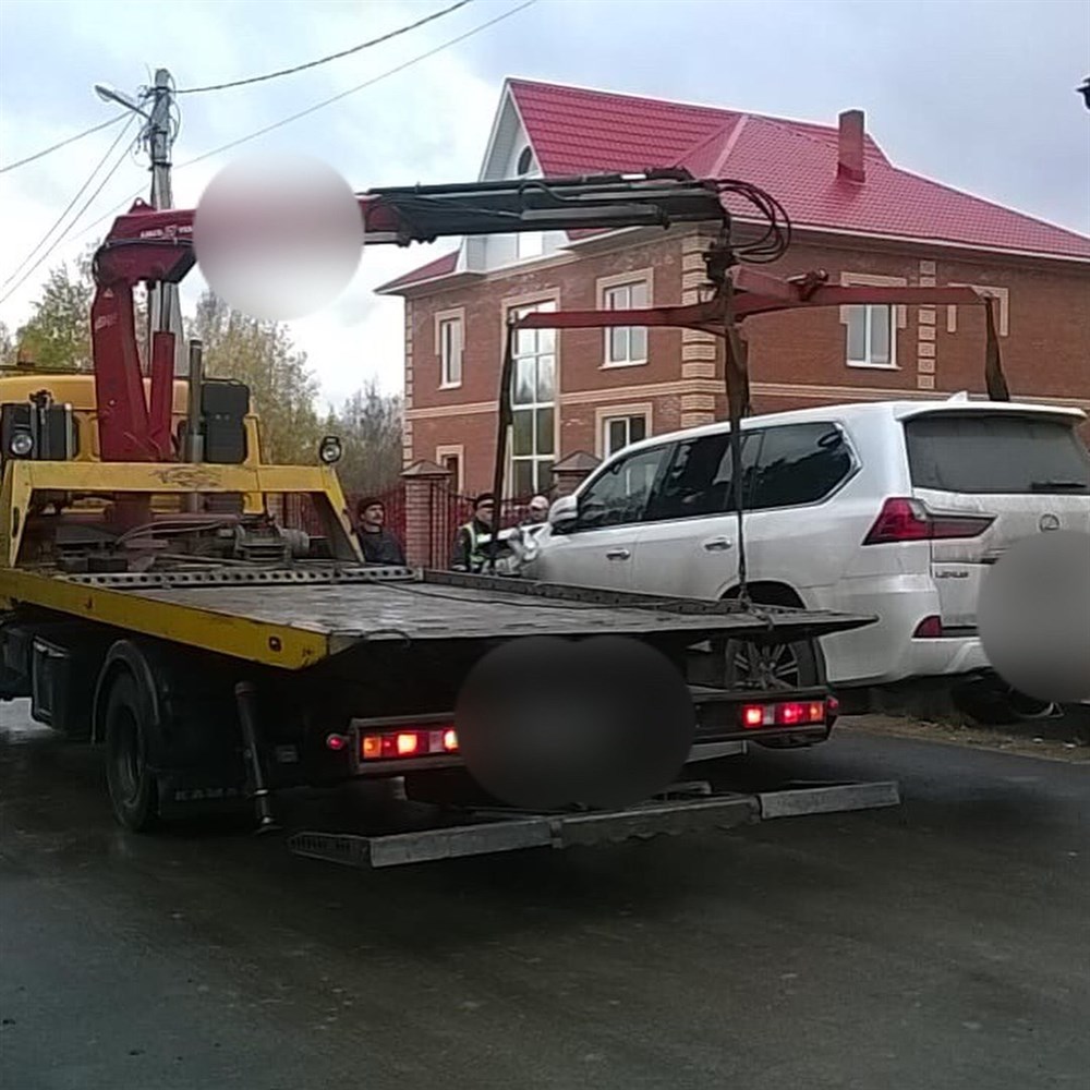 УВД: под Томском задержан водитель Lexus, совершивший пять ДТП подряд - РИА  Томск